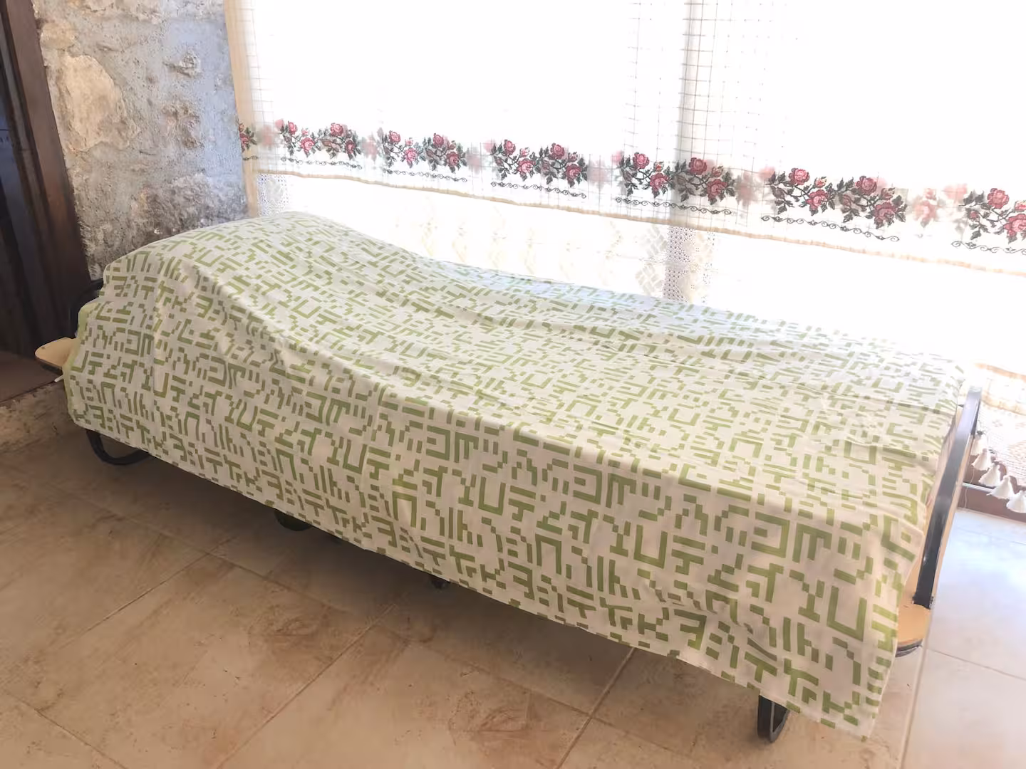 Selimiye Taş Ev — Yatak Odaları