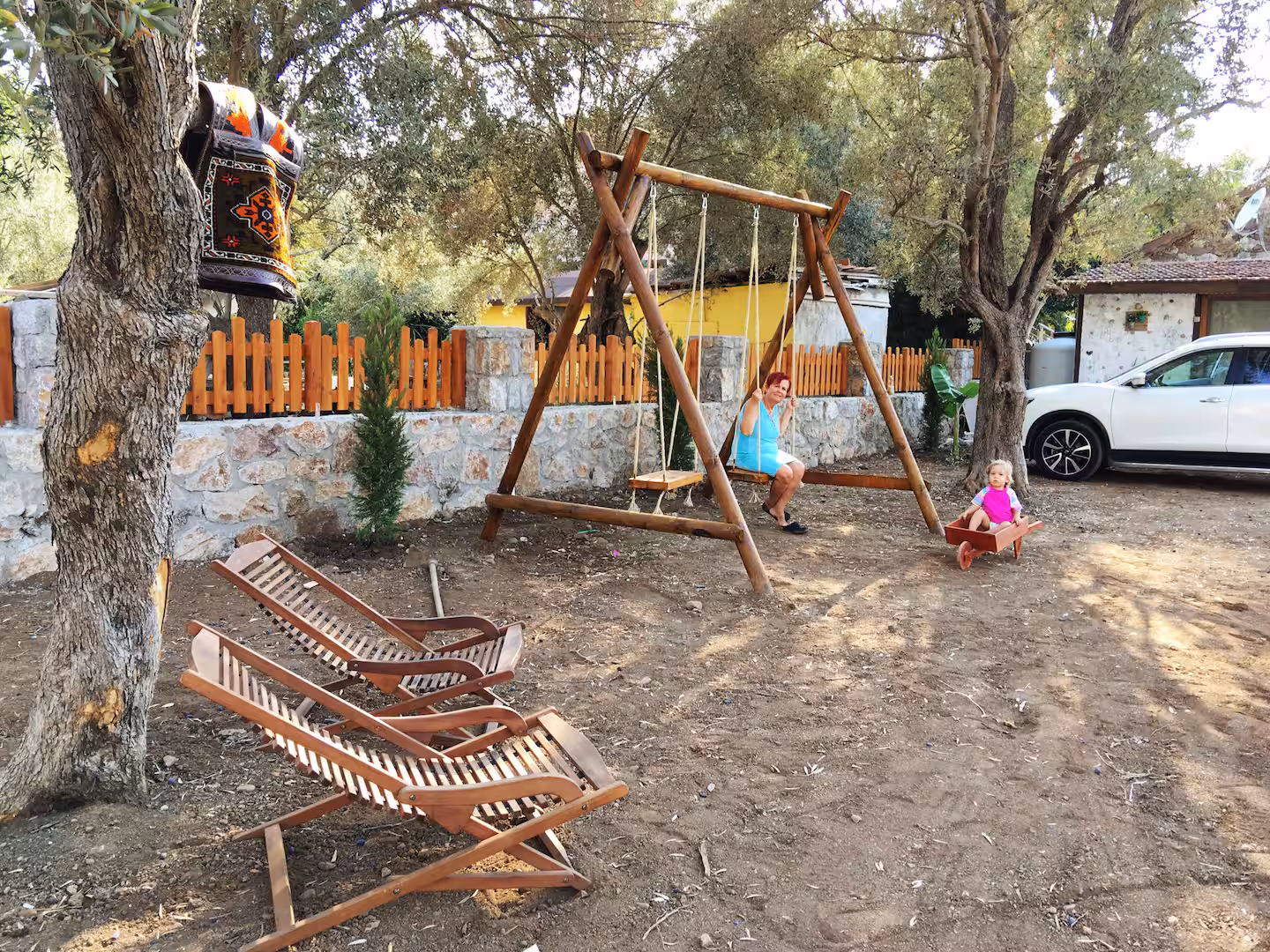 Selimiye Taş Ev — Bahçe